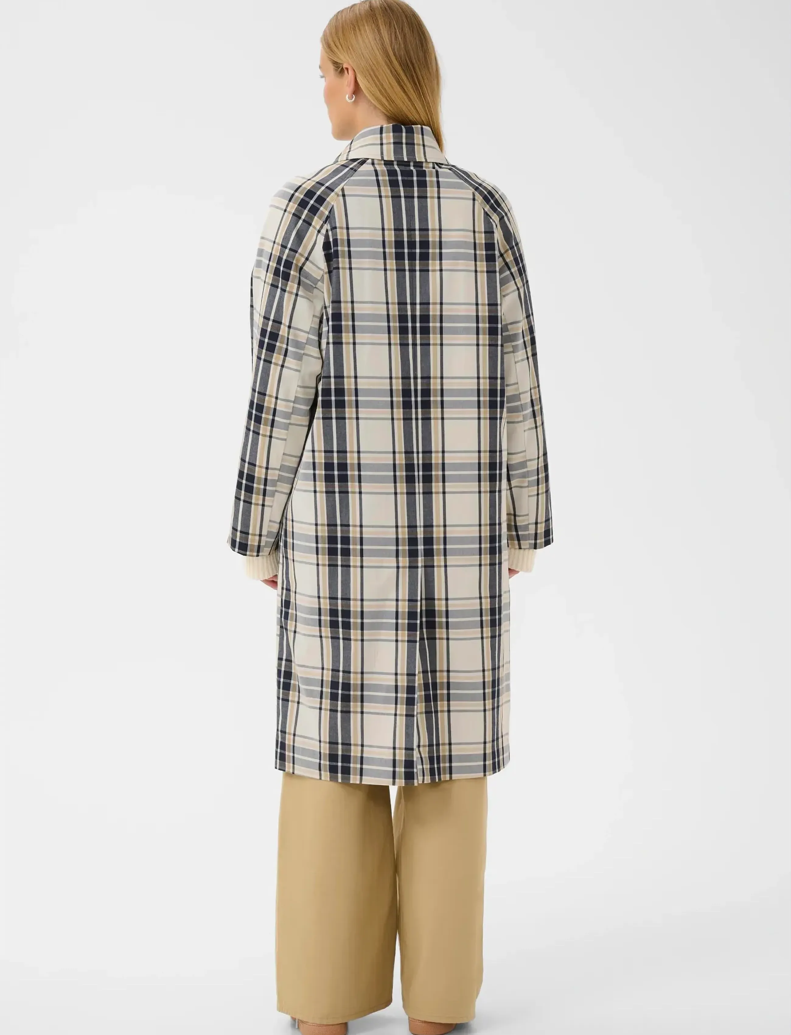 Part Two - YashaPW OTW - vihmamantlid - dark navy check - 4