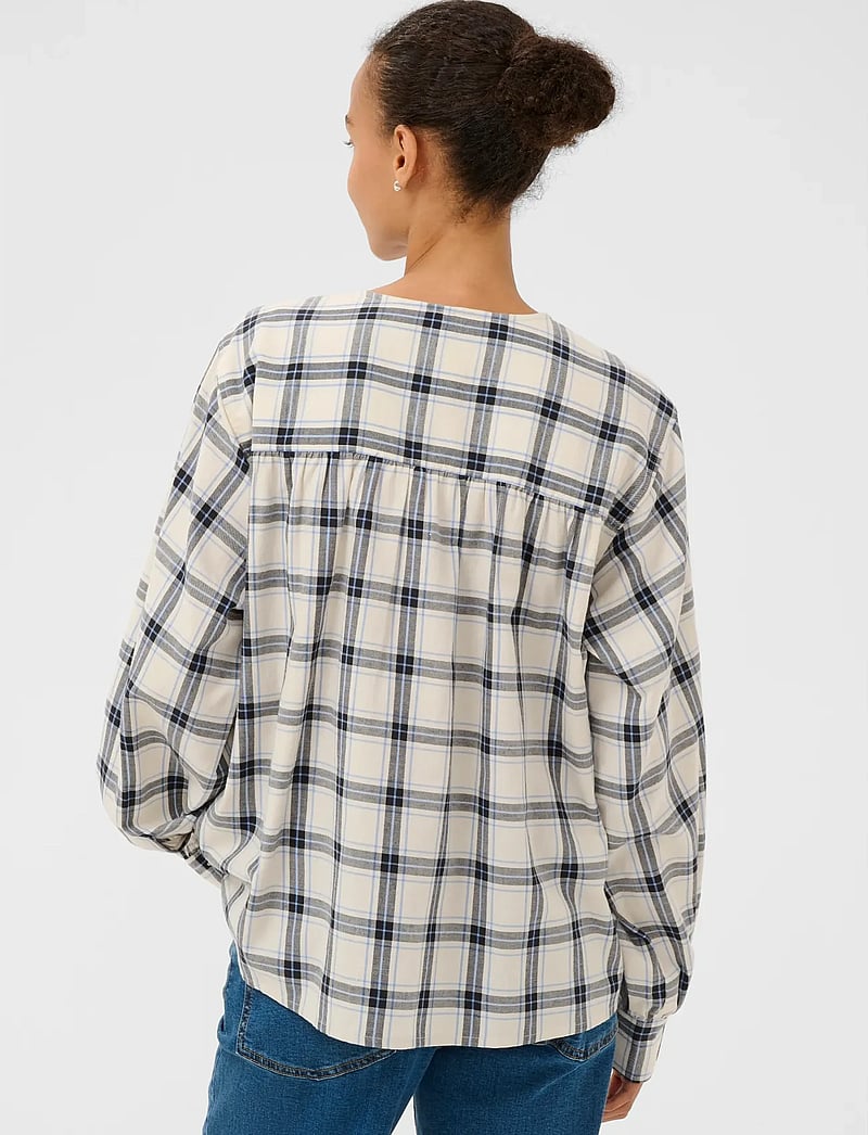 Part Two - YaninasPW BL - langærmede bluser - big dark navy check - 4