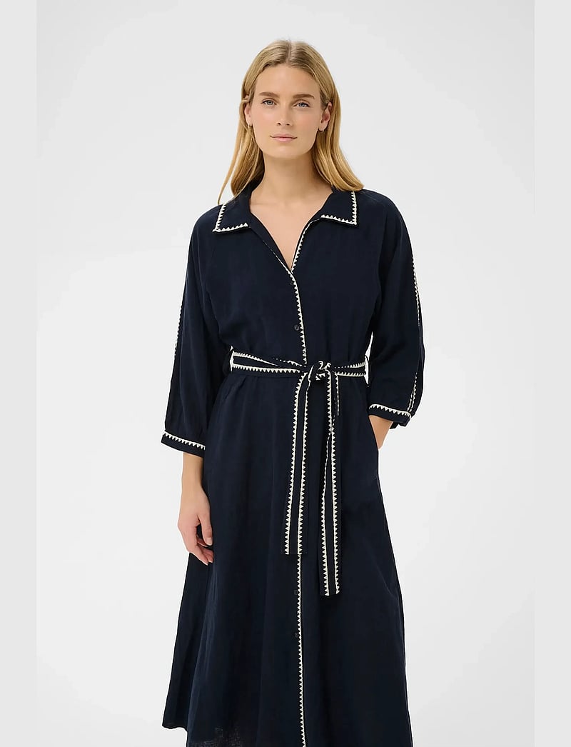 Part Two - SiciliasPW DR - hemdkleider - after midnight - 0