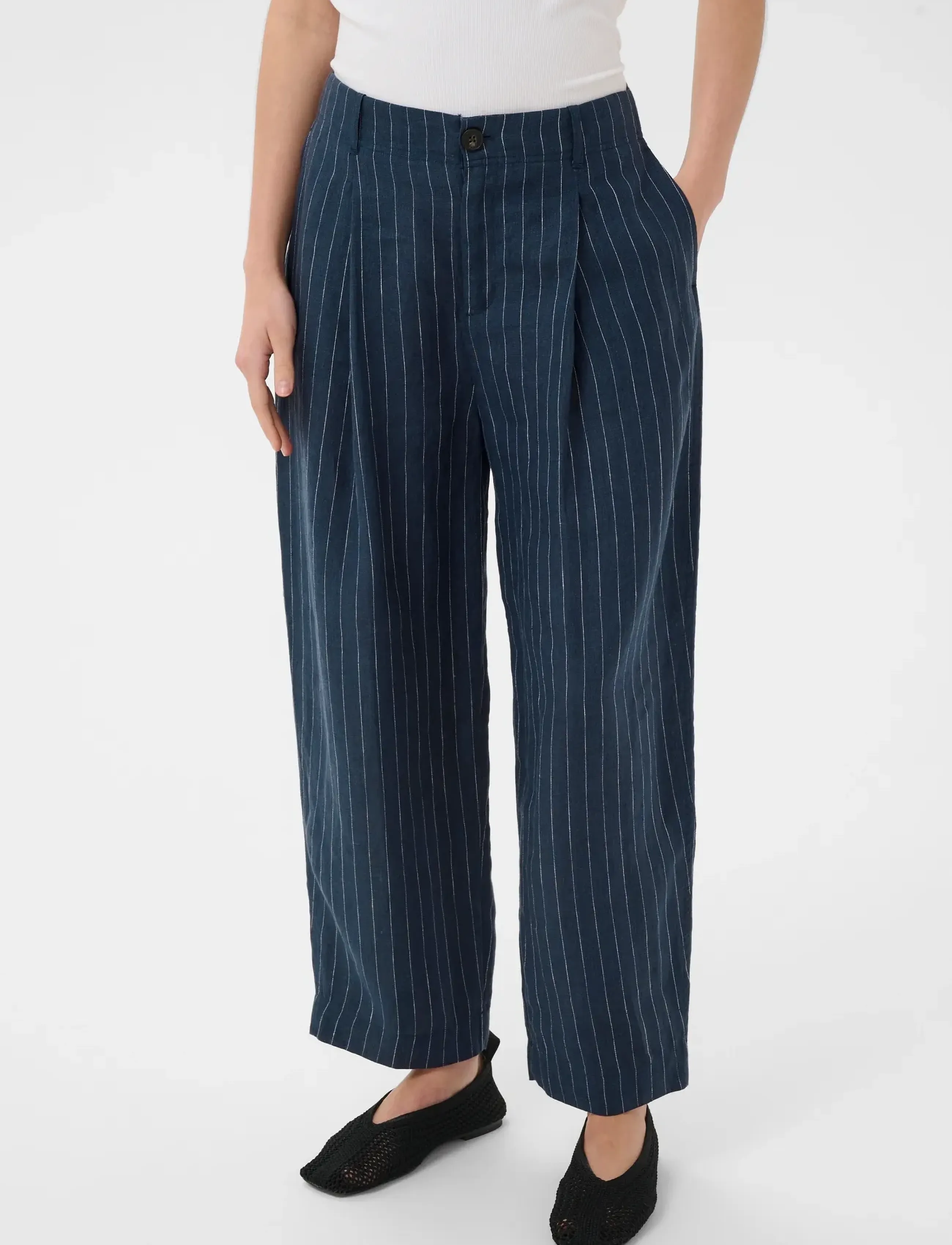 Part Two - NettasPW PA - barrel trousers - blue nights pinstripe - 3