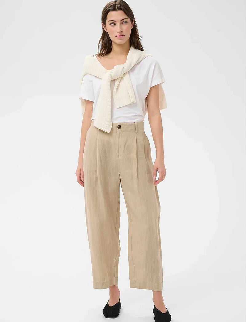 Part Two - NettasPW PA - barrel-hosen - neutral pinstripe - 3