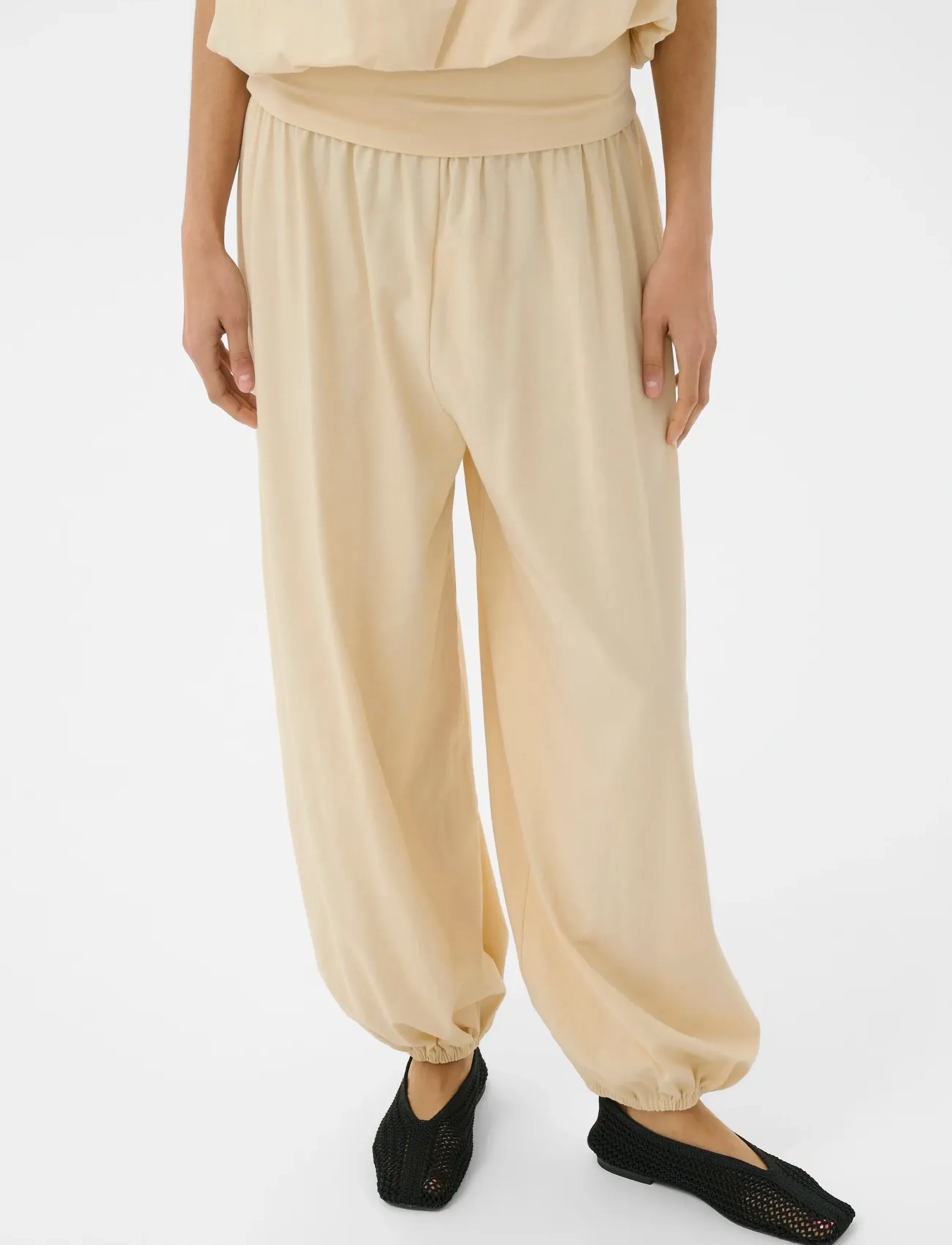 Beritepw Pants 2