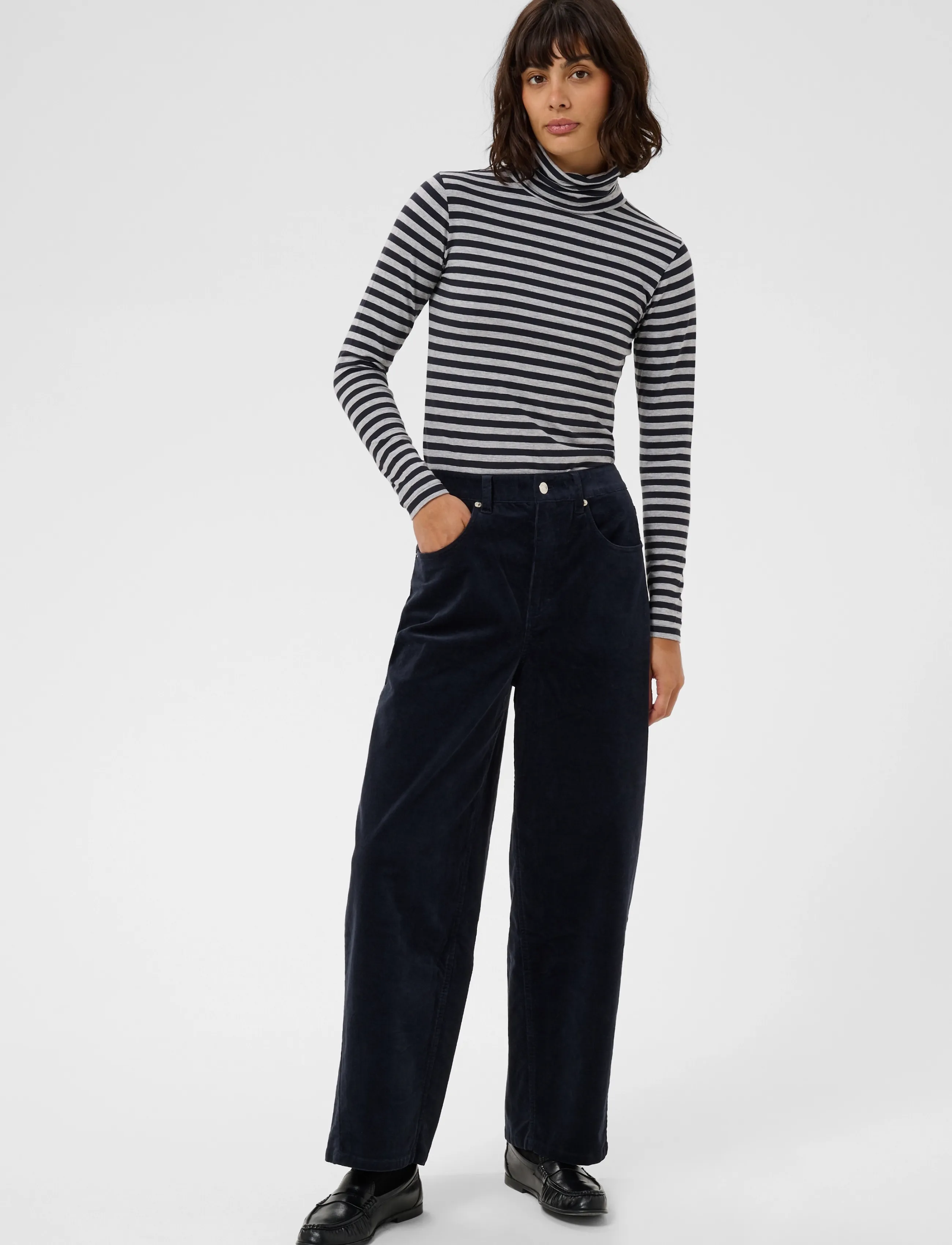 Adelenapw Jeans