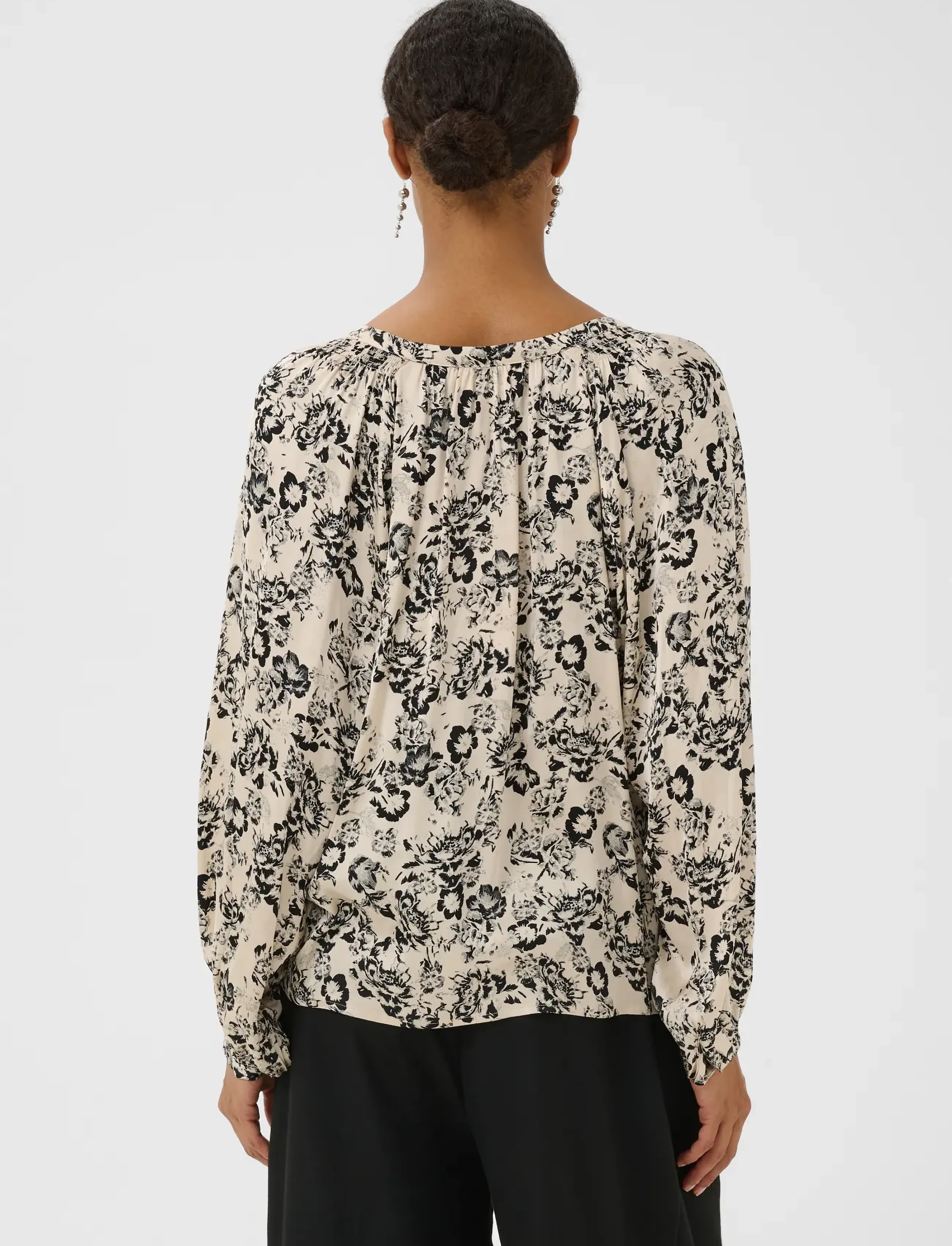 Part Two - DoaaPW Blouse - long sleeved blouses - black gradient flower - 4