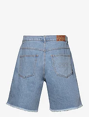 Pas De Mer - HARD TIMES SHORTS - jeans shorts - light blue - 1