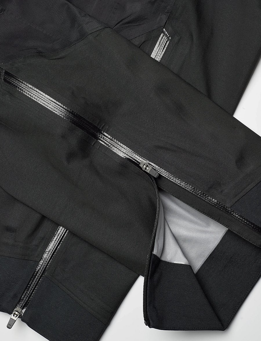 Patagonia - Patagonia Pants Women - wasserdichte hosen - black - 4
