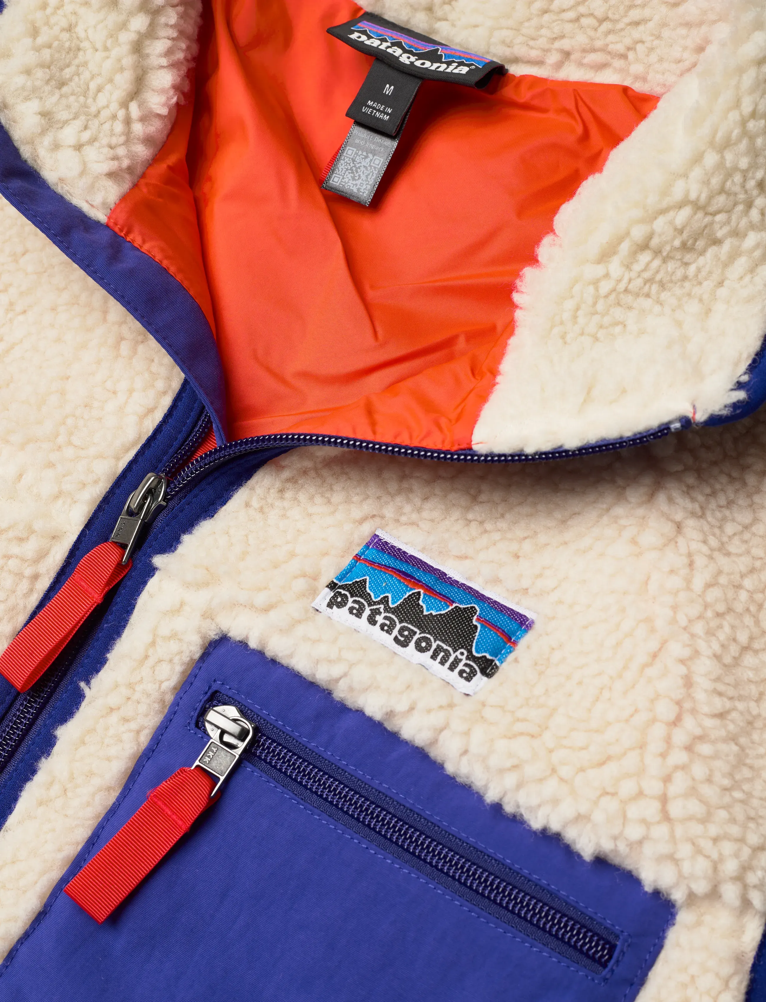 Patagonia - M's Classic Retro-X Vest - dark natural - 2