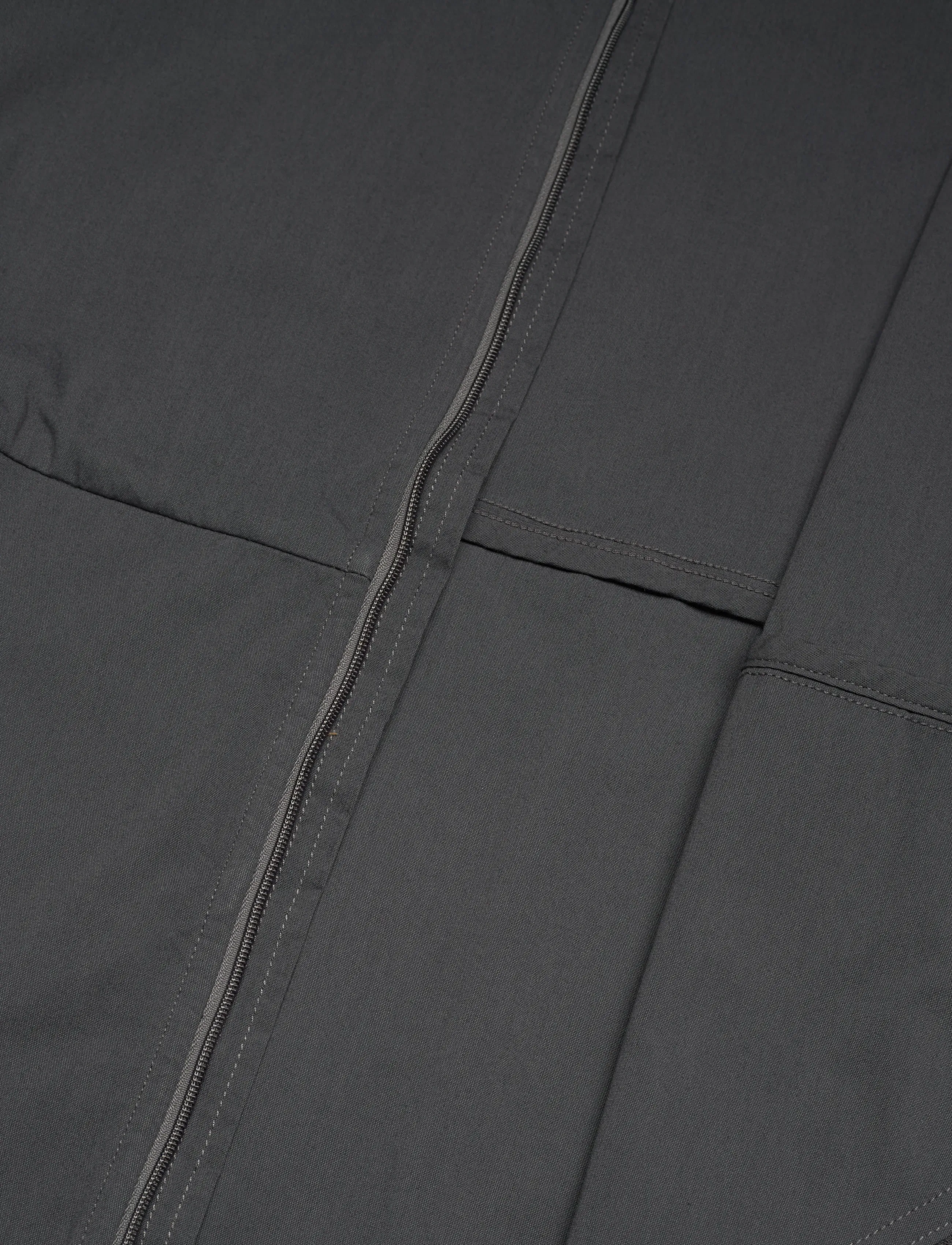 Patagonia - M's Nomader Jkt - friluftsjackor - forge grey - 4