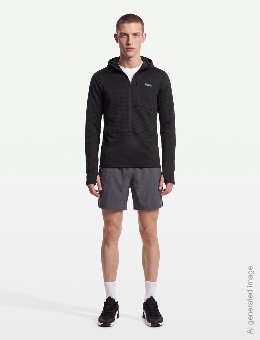 Patagonia - M's R1 P/O Hoody - black - 0