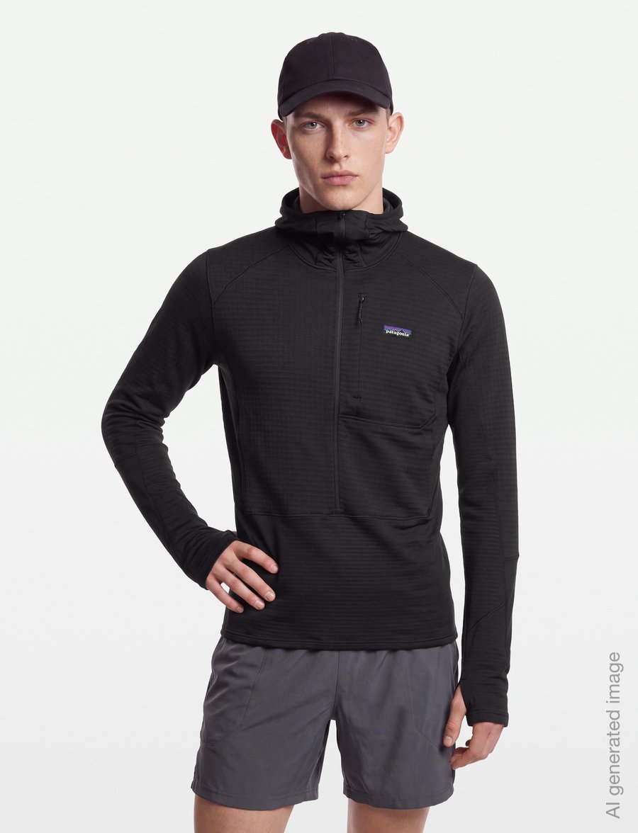 Patagonia - M's R1 P/O Hoody - black - 3