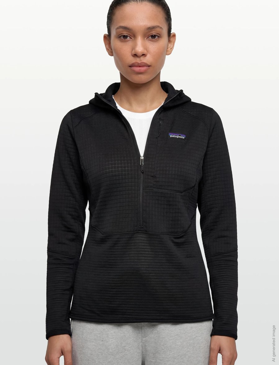 Patagonia - W's R1 P/O Hoody - overshirts - black - 3