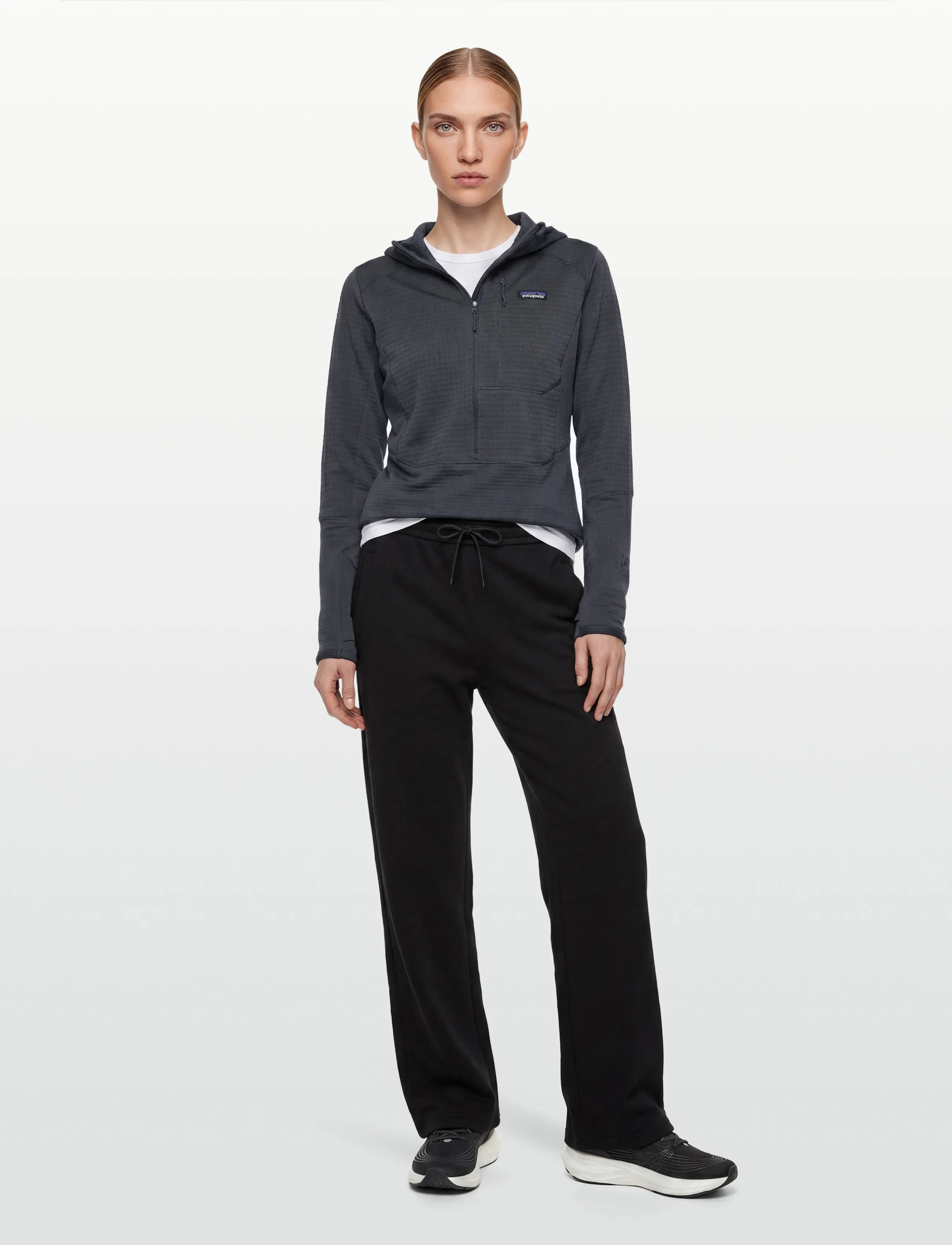 Patagonia W's R1 P/O Hoody, M, Sport Sweatshirts & Hoodies, Marineblau - Frauen