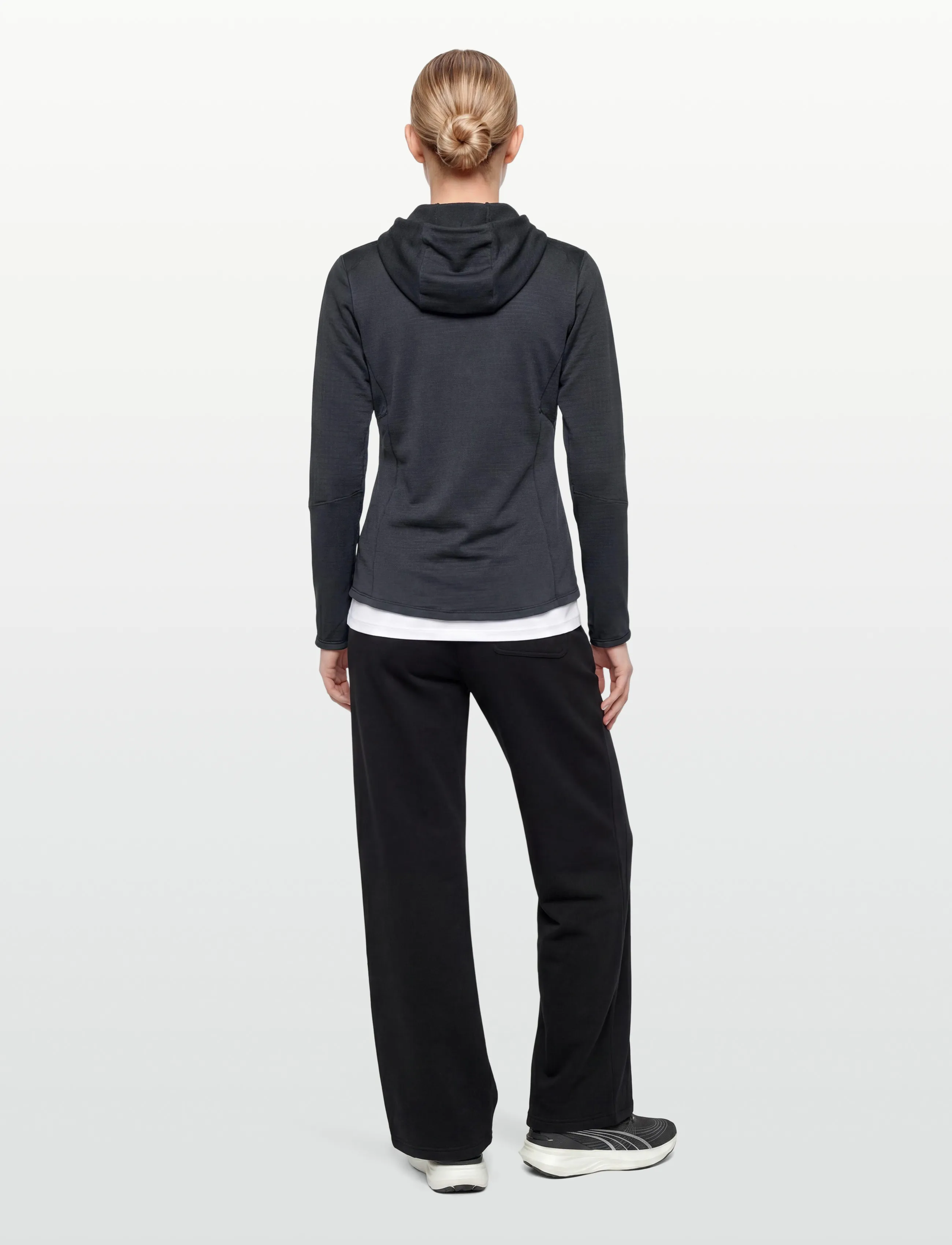 W's R1 P/O Hoody 3