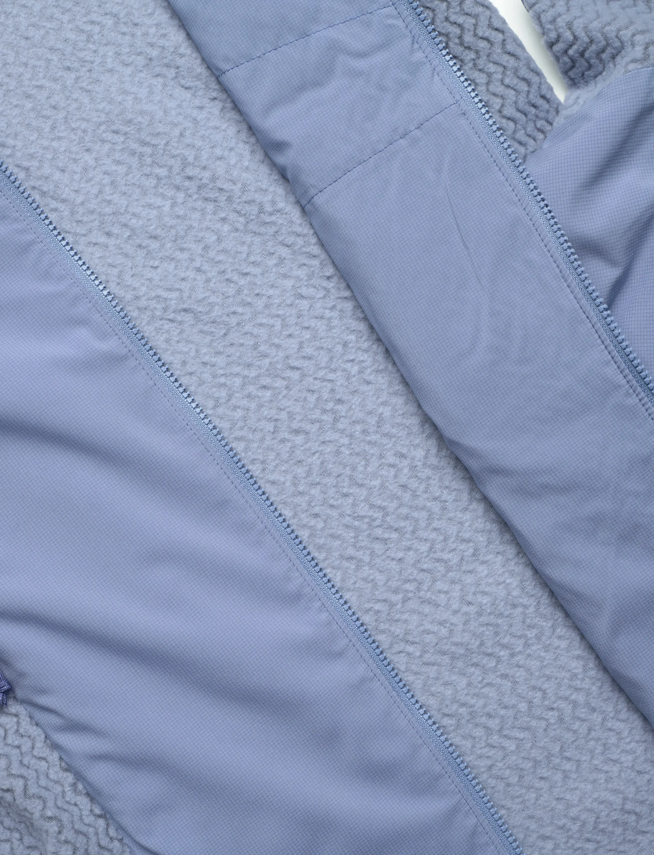 Patagonia - W's Nano-Air Light Hybrid Hoody - overdele - barnacle blue - 4