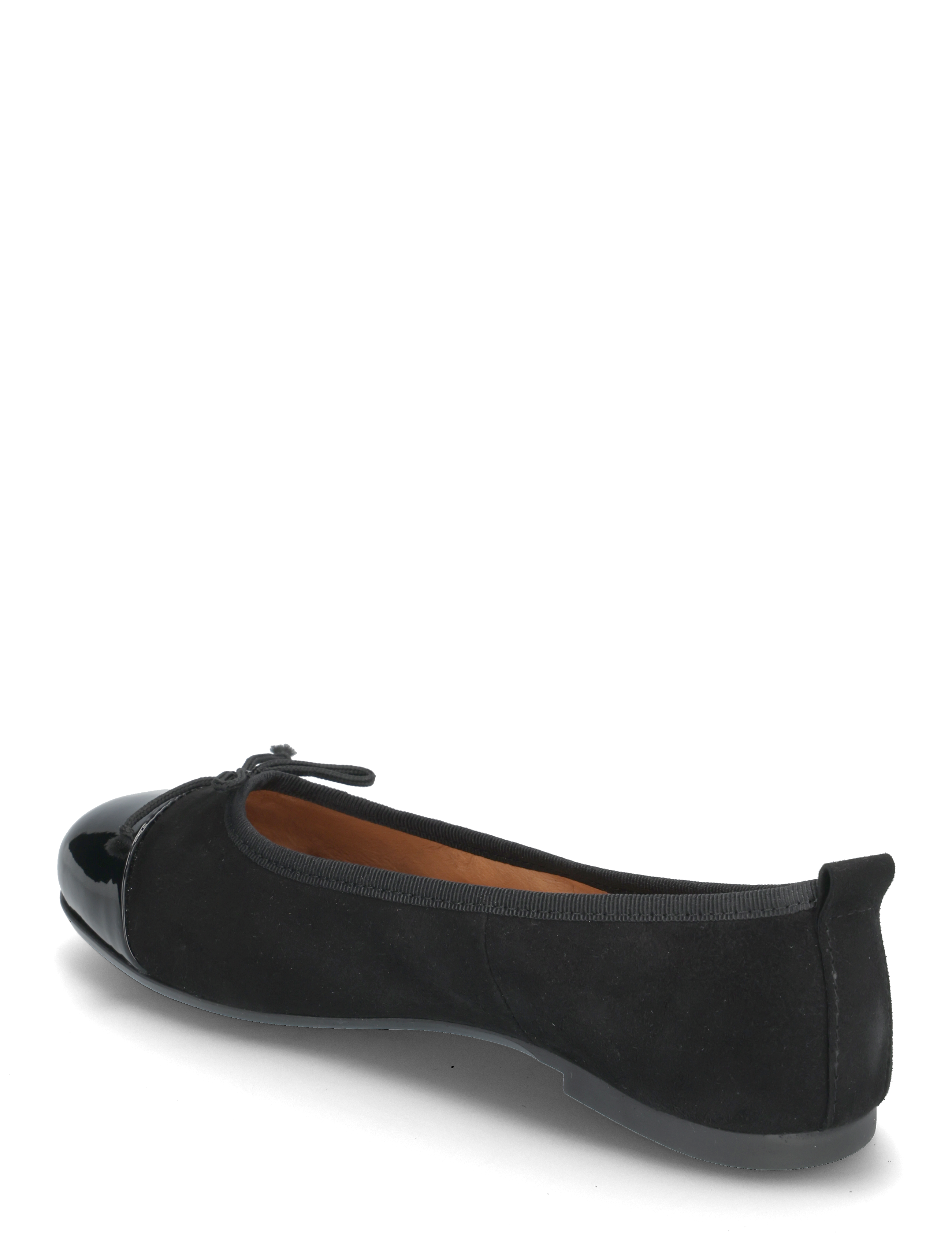 Pavement - Lucy Lu - black suede/black patent - 2