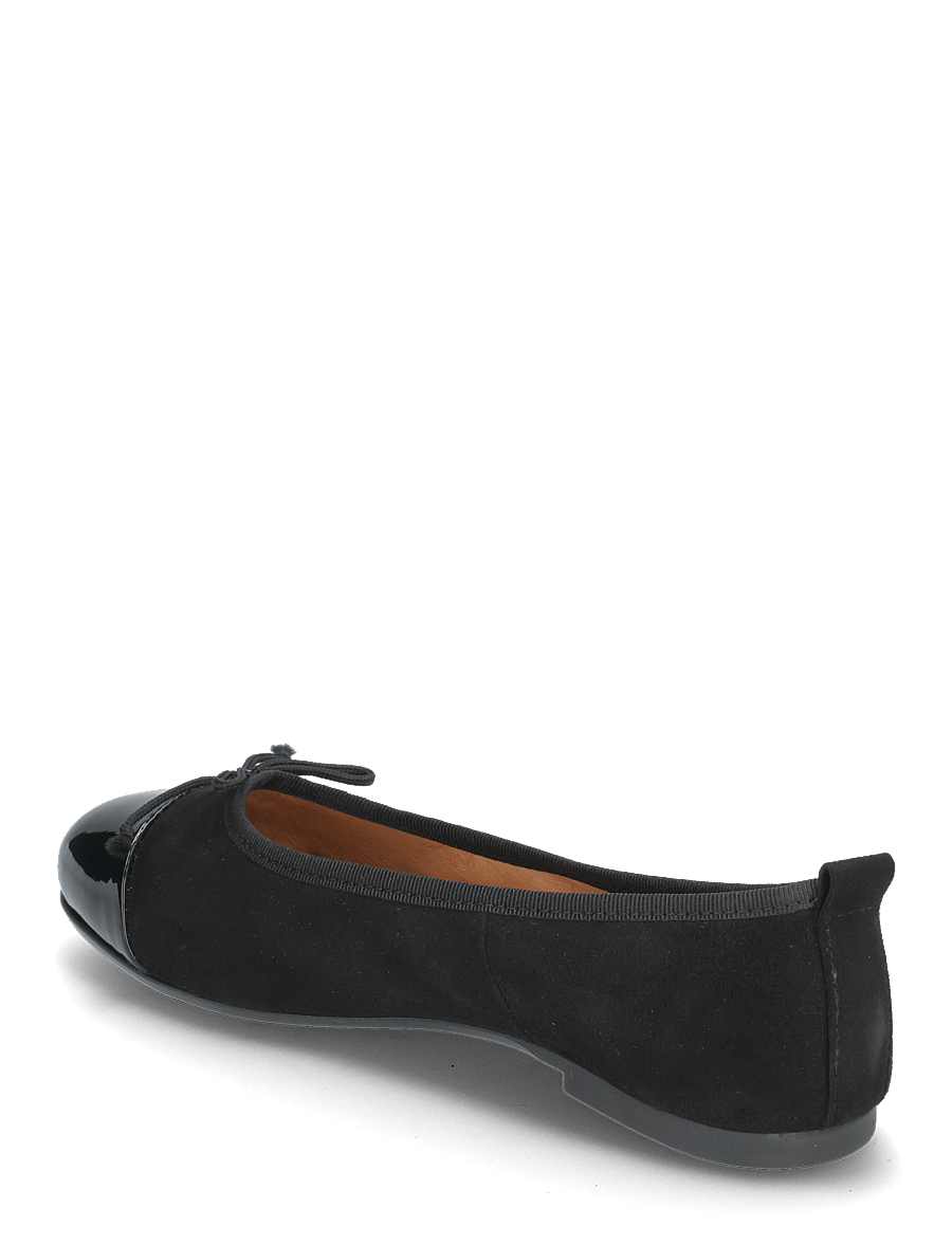 Pavement - Lucy Lu - special occasions - black suede/black patent - 2