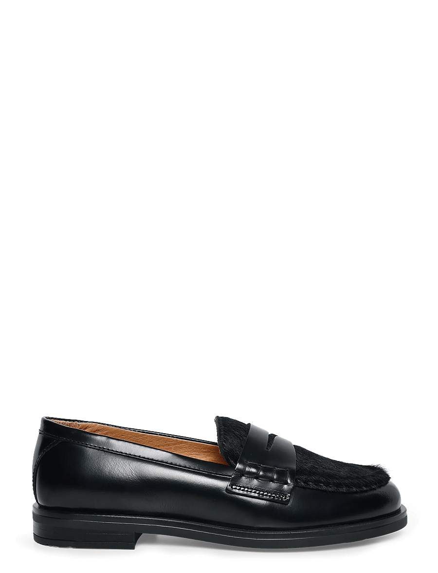 Pavement - PACassie Pony - fashion trends - black pony - 3