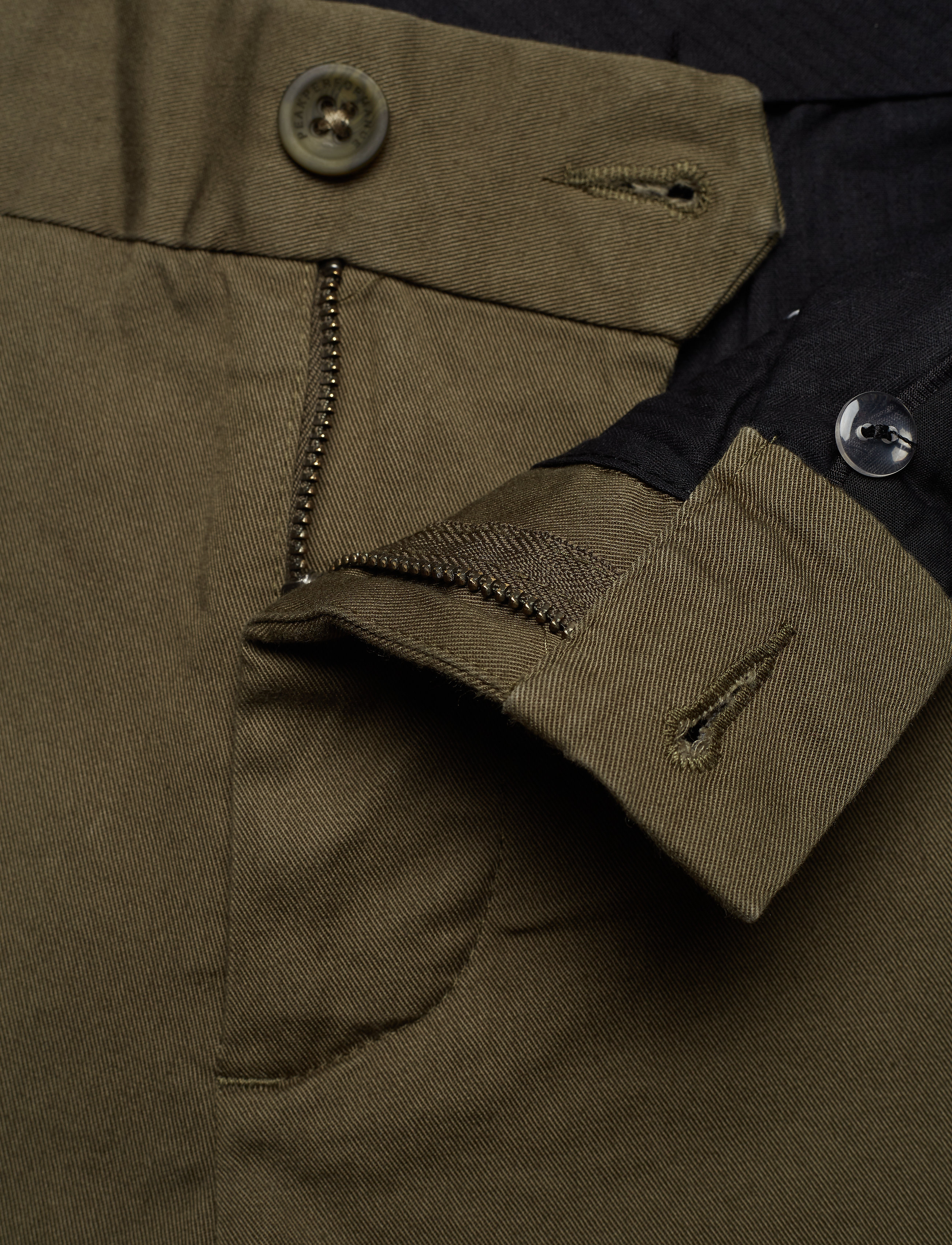 Peak Performance - NASHSHORTS - shade b - 3