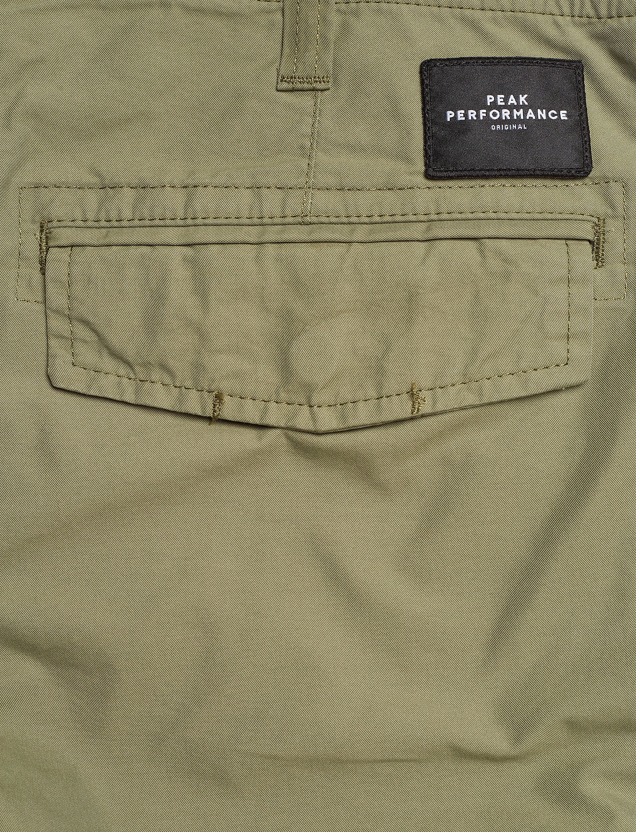 Peak Performance - M GRAMBYSH - leaflet green - 5