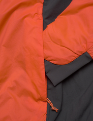 Peak Performance - W Radiance Hood Jacket-ZEAL ORANGE-MOTIO - kurtki zimowe - zeal orange - 3