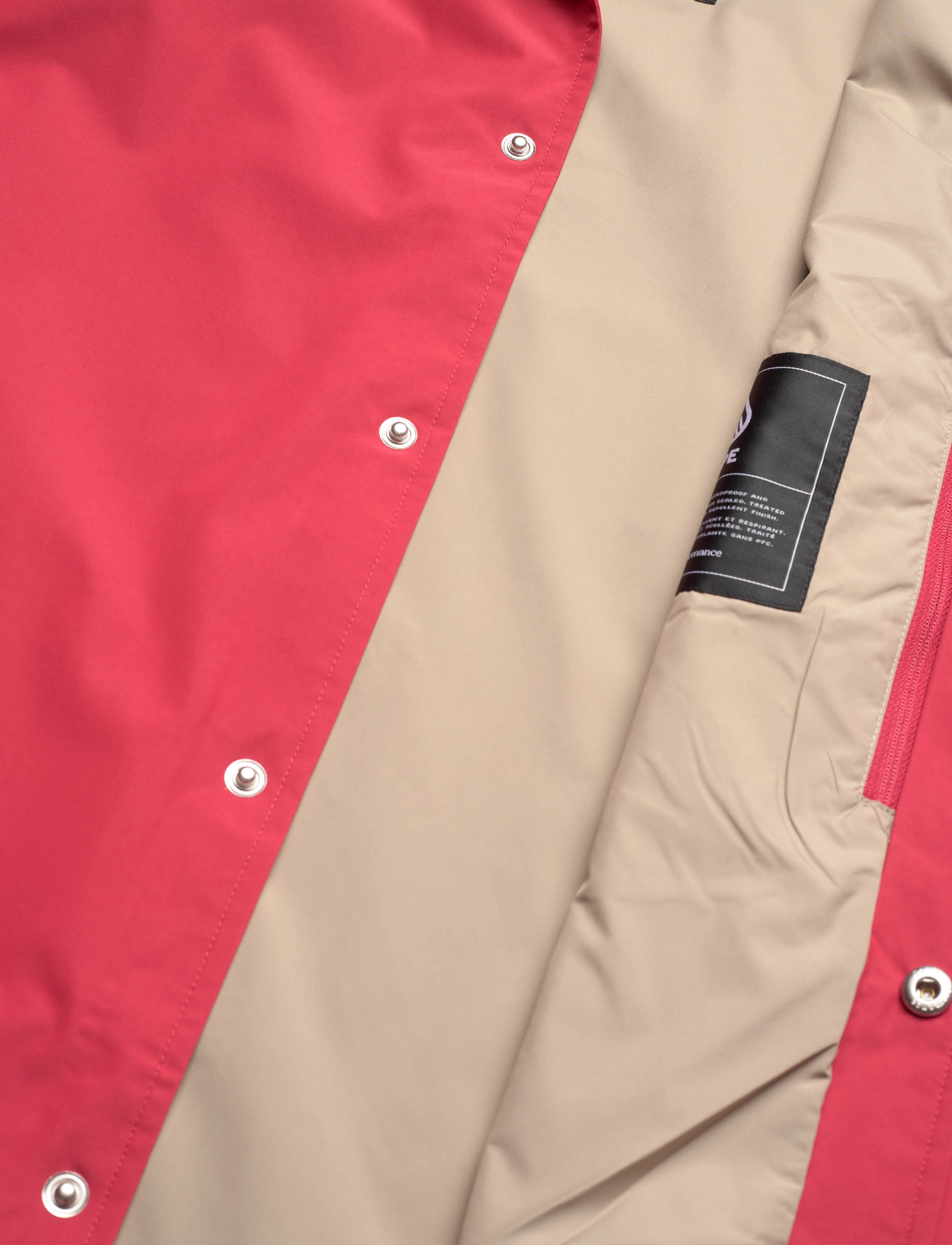 Peak Performance - M 2L Coach Jacket - urheilutakit - softer red - 4