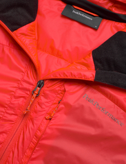 Peak Performance - M Radiance Hood Jacket - vindjakker - racing red - 2