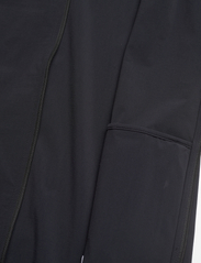 Peak Performance - W Light Woven Jacket-BLACK - vēja necaurlaidīgas jakas - black - 4