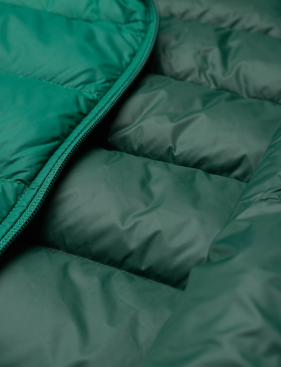 Peak Performance Jr Frost Down Jacket green Ivy scarab Gr 220