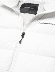 Peak Performance - W Frost Explorer Vest - puffer vests - offwhite - 2