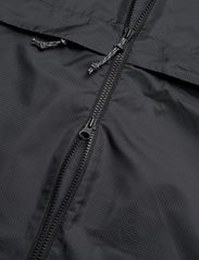 Peak Performance - W Lightweight Wind Jacket-BLACK - vēja necaurlaidīgas jakas - black - 3