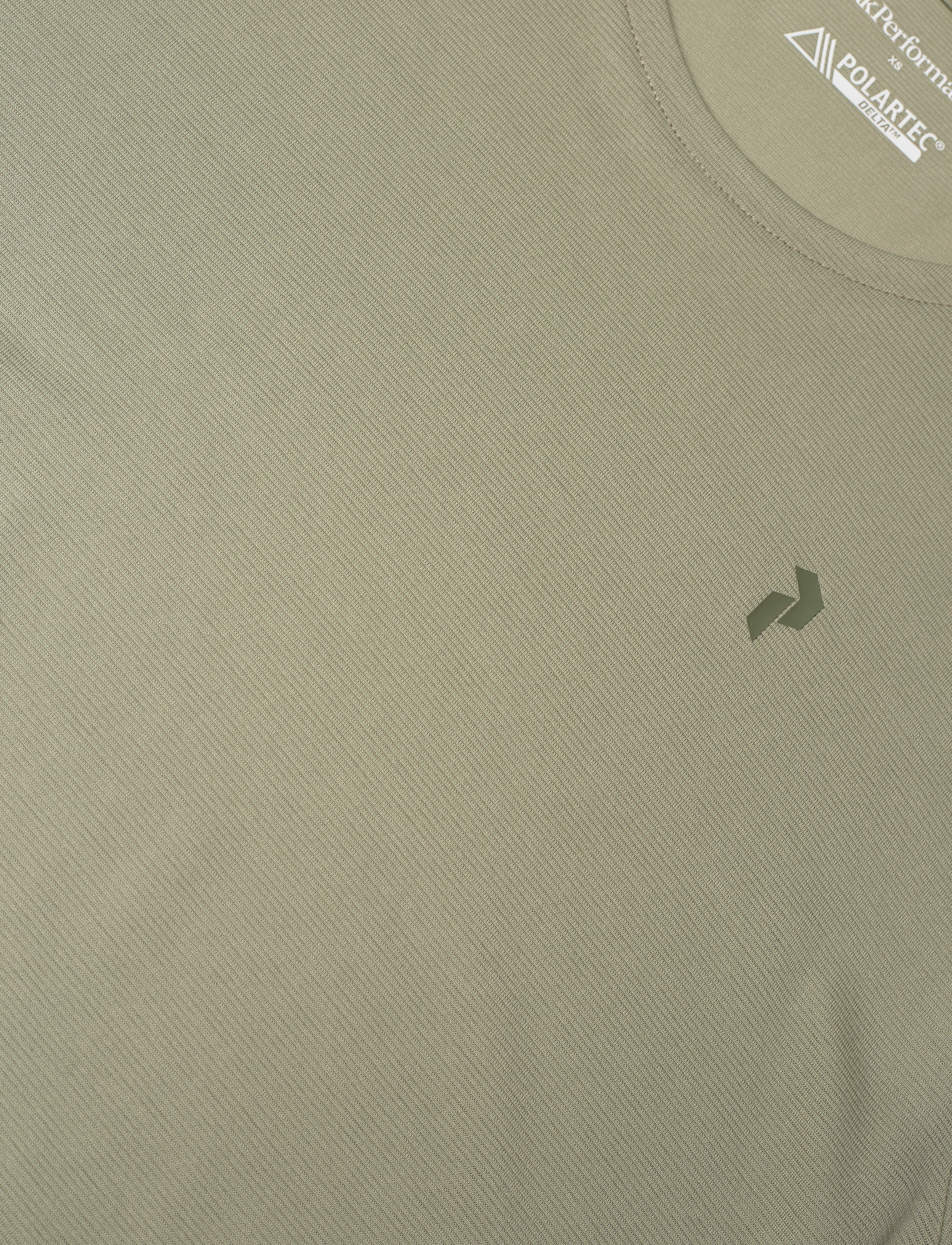 Peak Performance - W Delta SS Tee - t-shirts - limit green - 2