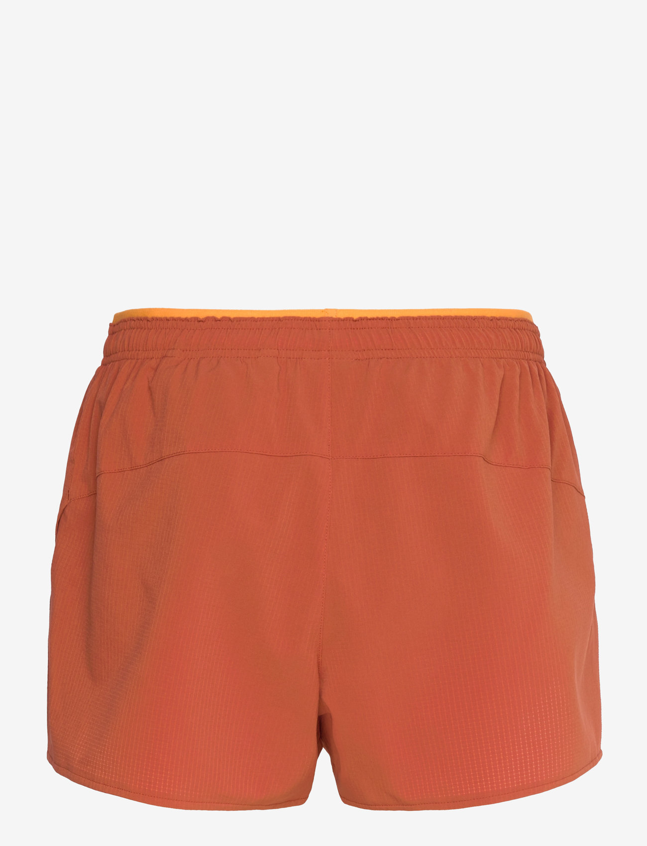 Peak Performance - W Trail Light Shorts - lühikesed spordipüksid - spiced/desert blow/ - 1