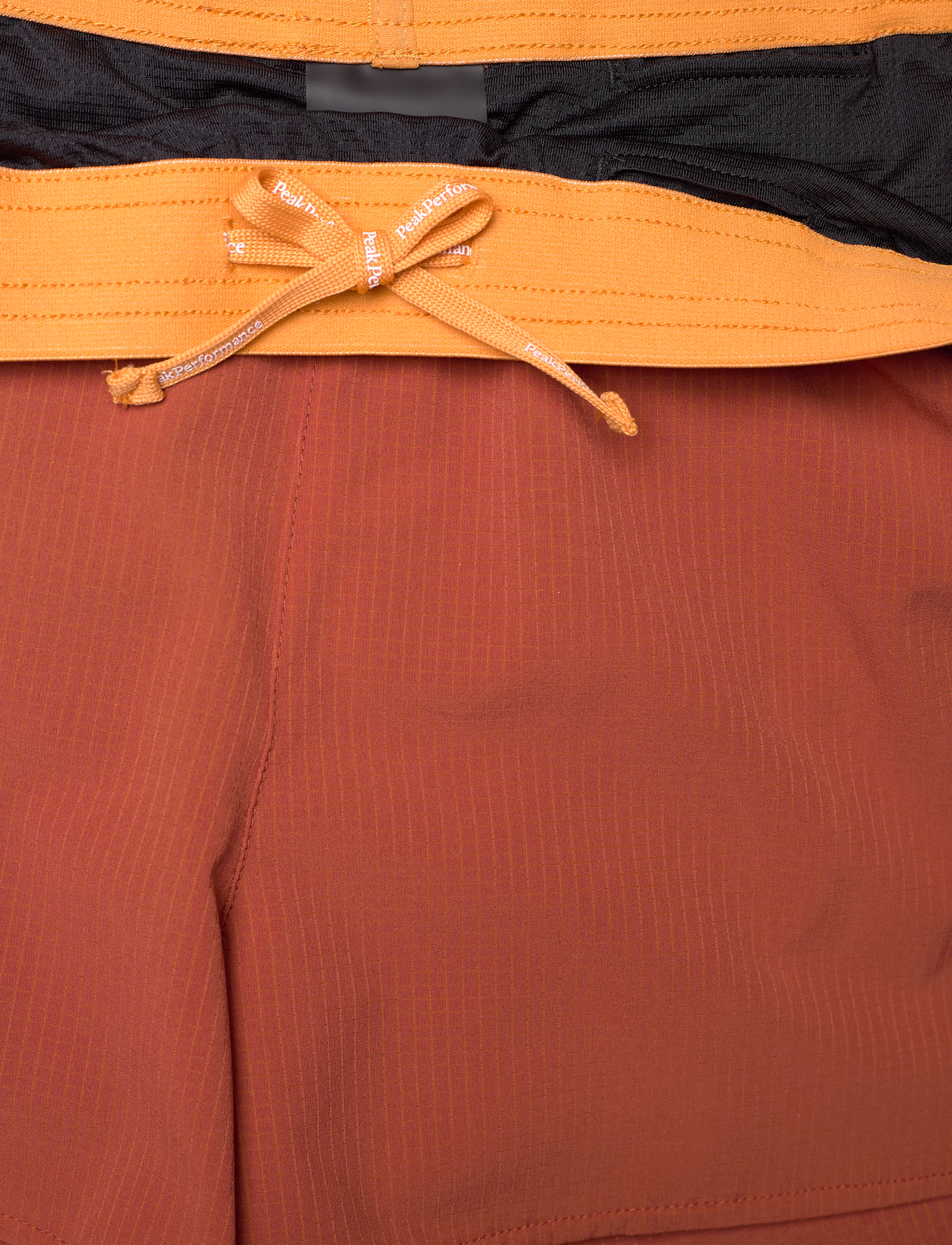 Peak Performance - W Trail Light Shorts - spiced/desert blow/ - 2
