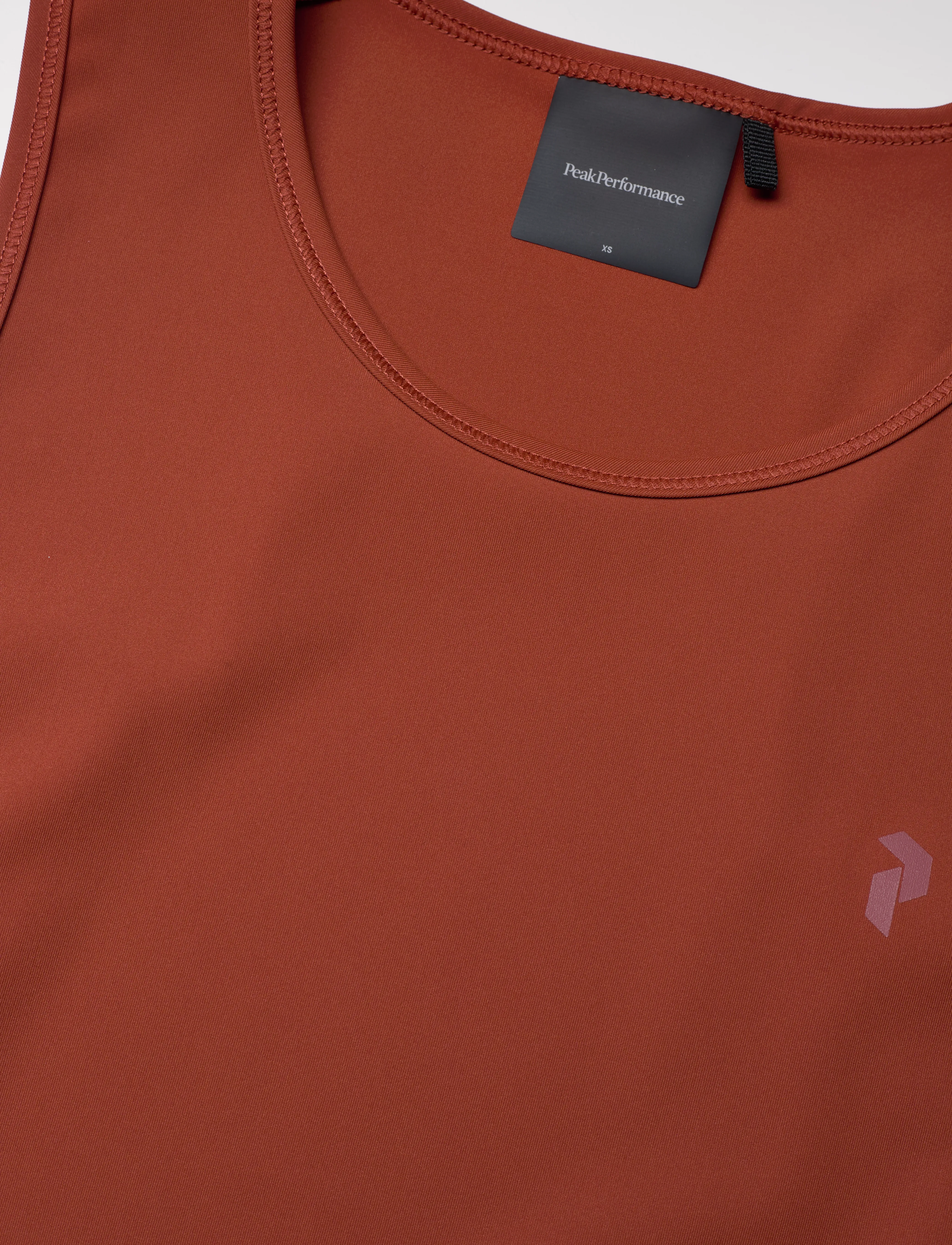 Peak Performance - W Power Cropped Top - sports tops - spiced - 2