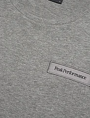 Peak Performance - W Logo Tee Mel - t-shirts - grey melange - 2