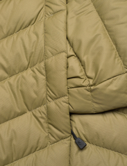 Peak Performance - W Frost Down Hood Jacket - winter jacket - snap green - 3