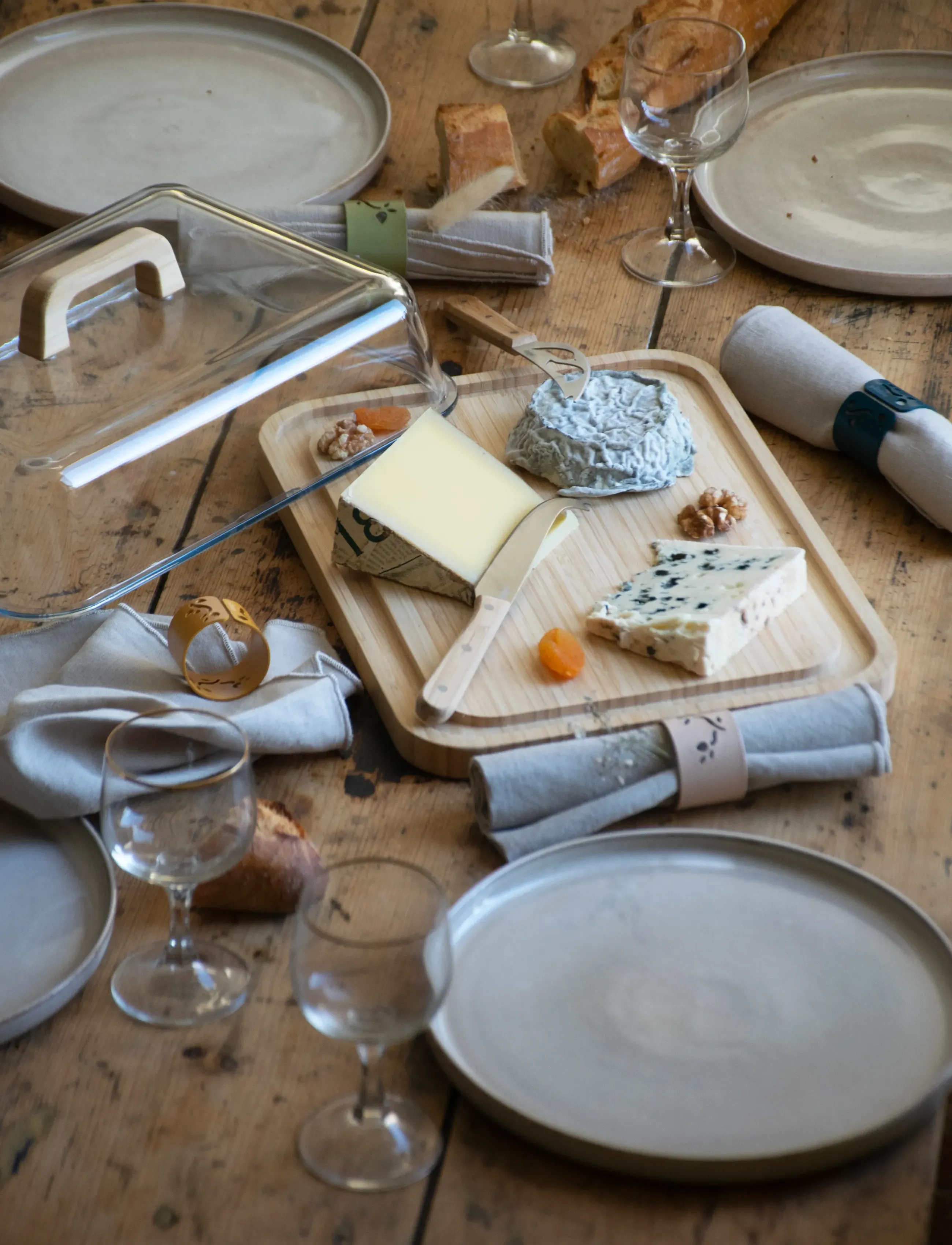 Pebbly Ostkasse I Glas Og Bambus Med Små Sten, One Size, Kitchen Storage - Cheese Cups, Homeware