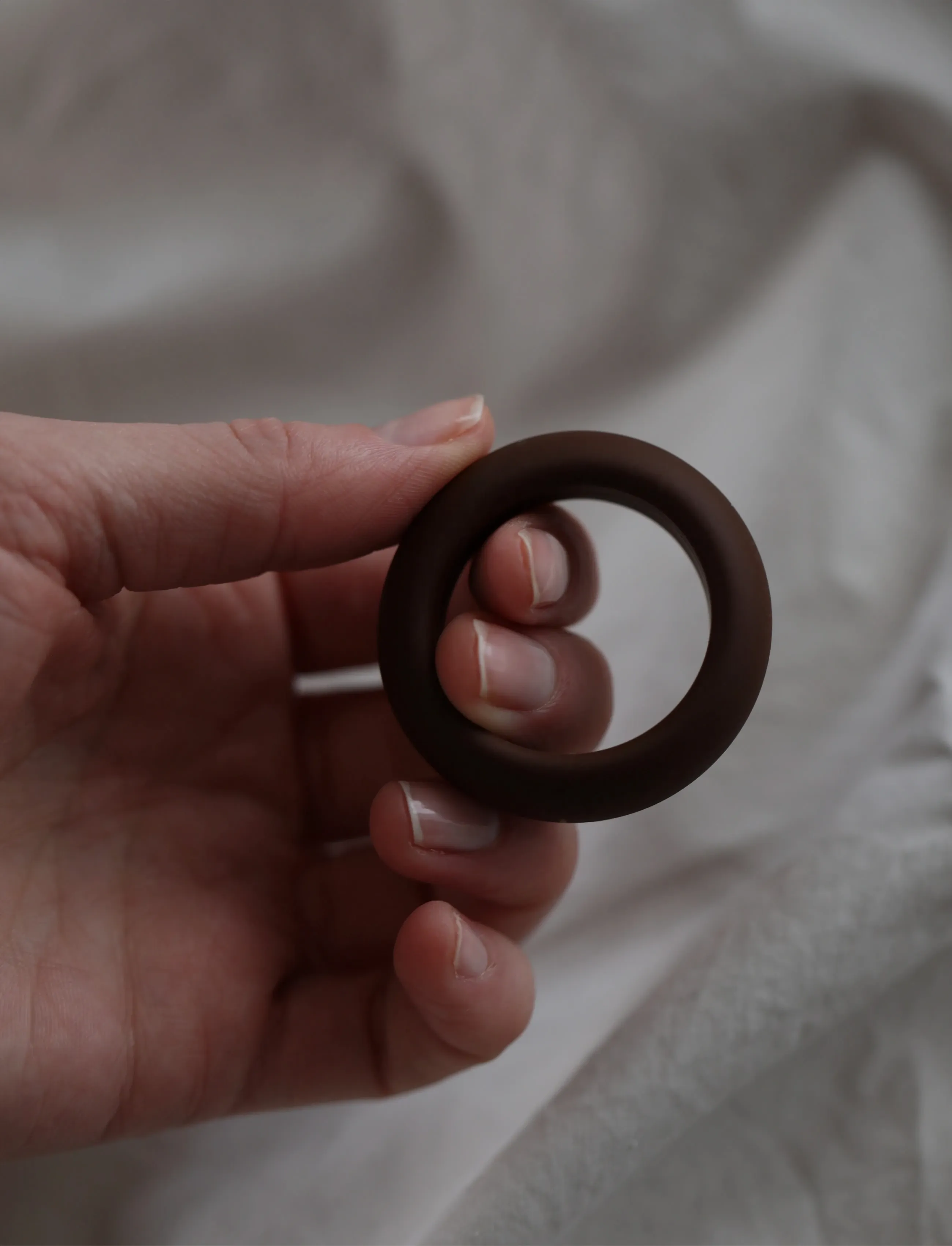 Peech - Loop Cock Ring - sex & intimacy - brown - 1