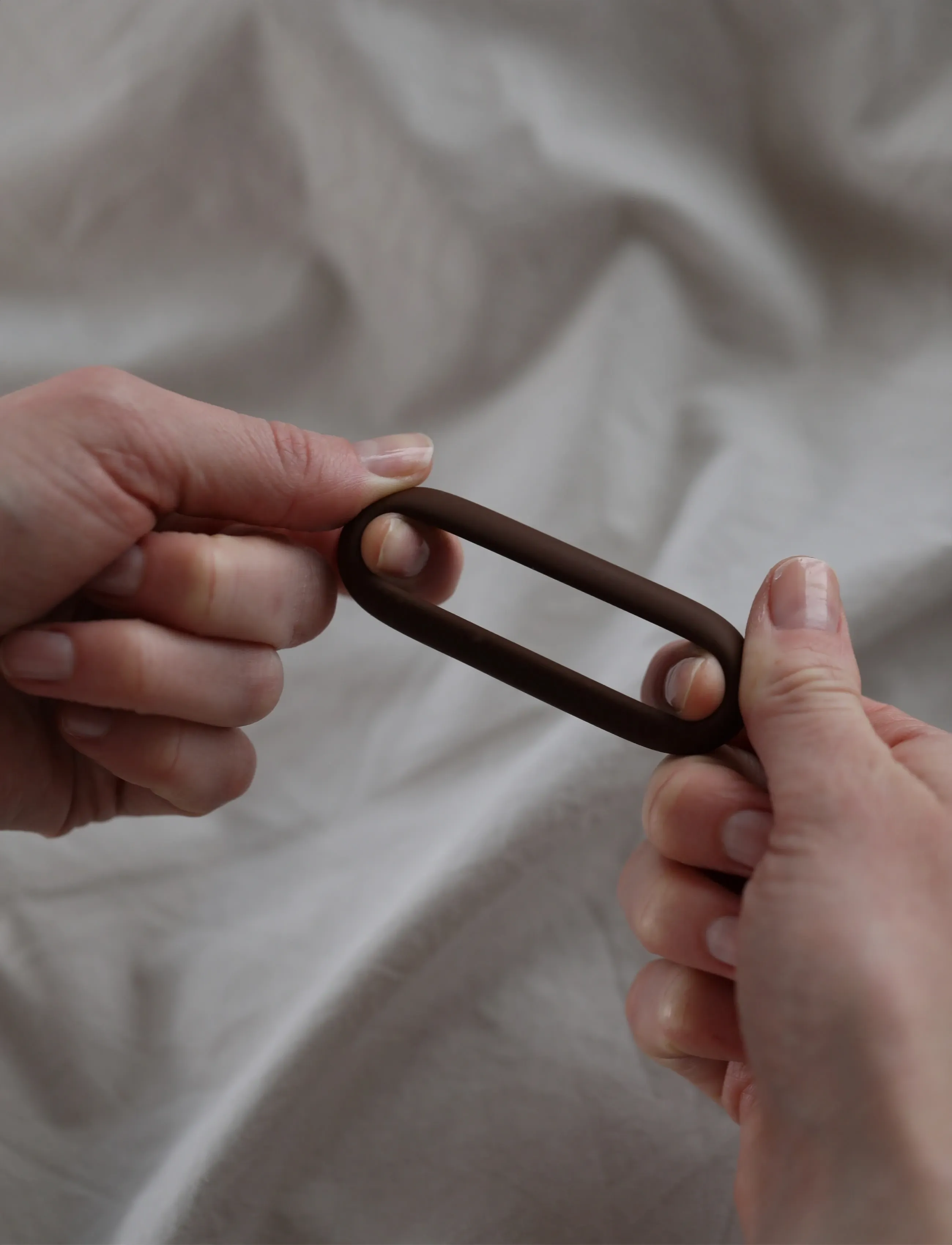 Peech - Loop Cock Ring - sex & intimacy - brown - 2