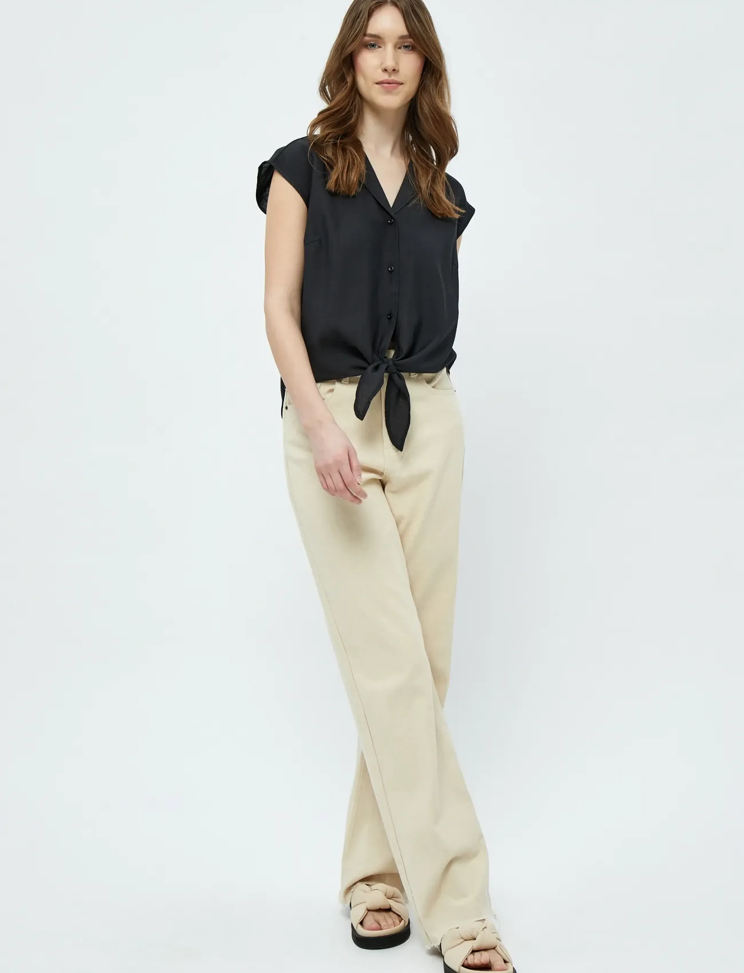 Peppercorn - PCNaline Sleeveless Shirt - kortärmade skjortor - sort - 4