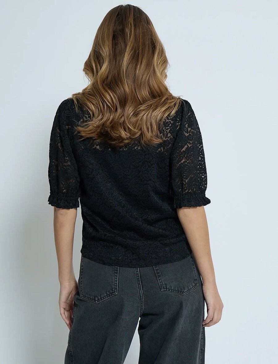 Peppercorn - PCKaroline Lace Blouse - kurzärmelige blusen - sort - 2