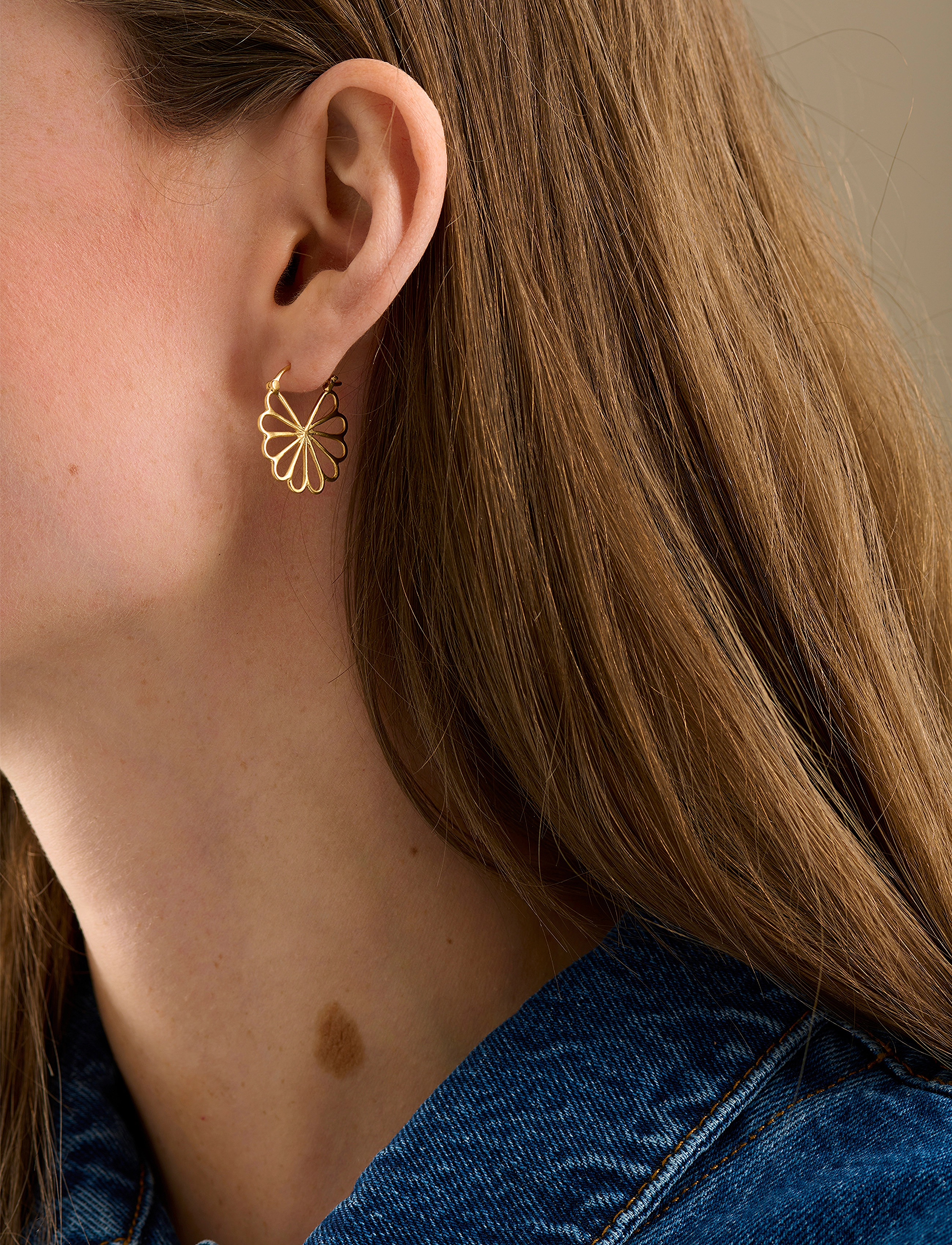 Pernille Corydon Bellis Earrings, Kvinder, Blomster Hoop Øreringe, Guld, Str: BIG