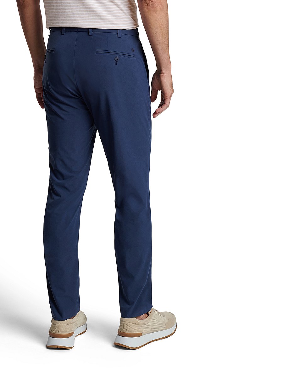 Peter Millar - SURGE PERFORMANCE TROUSER - golfhosen - nav - 2