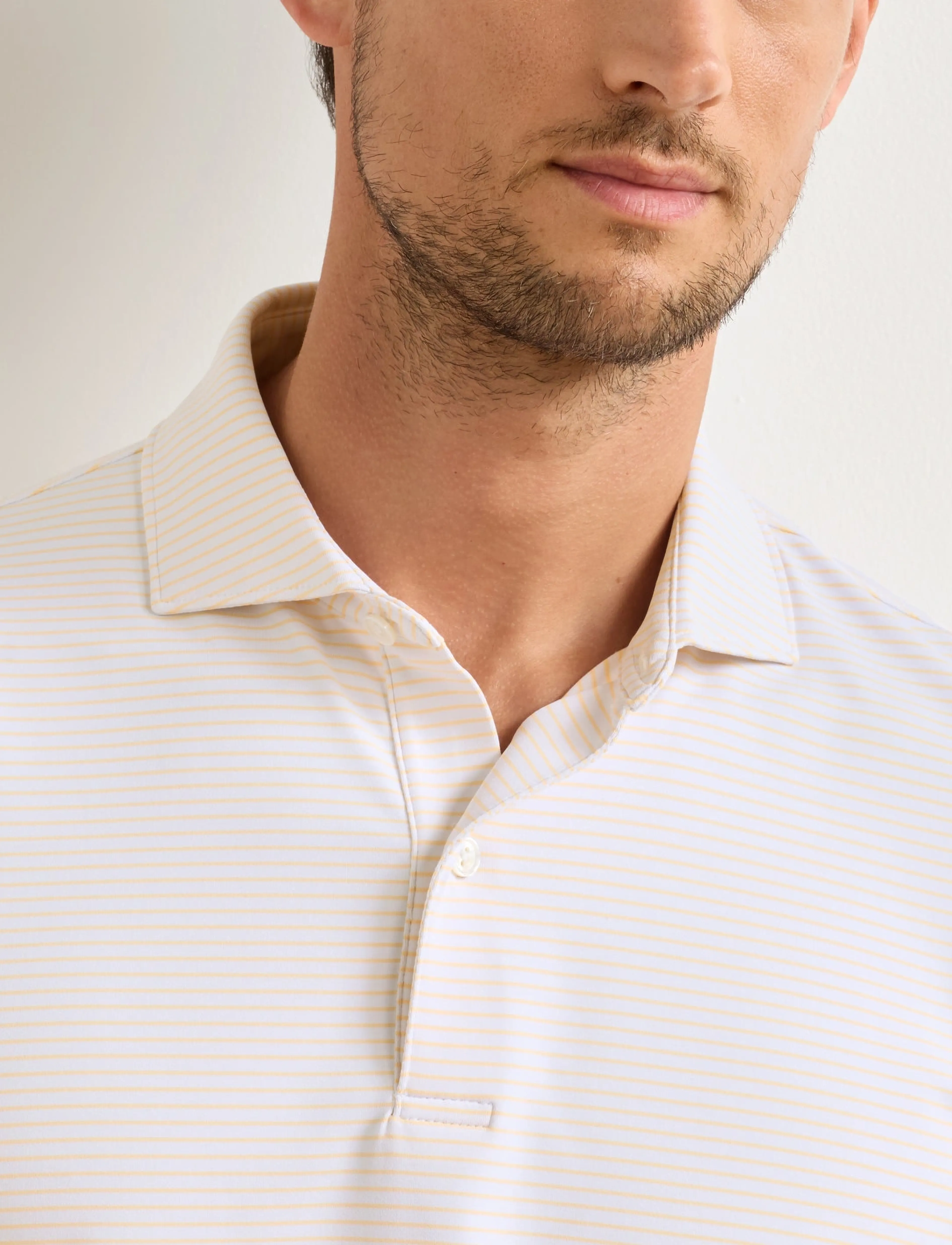 Peter Millar - BALLAD PERFORMANCE JERSEY POLO - EDWIN SPREAD COLL - polos - white / light orange sorbet - 4