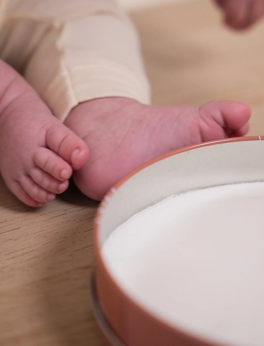 Petit Artichaut - Baby Box Round - Rainbow Terracotta - mein erstes jahr - red - 0