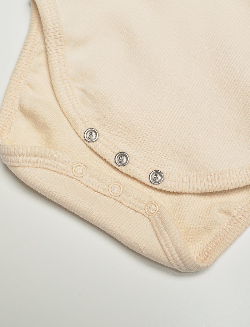 Sofie Schnoor Baby and Kids - NEVADASB BODYSTOCKING - yksiväriset pitkähihaiset bodyt - off white - 3