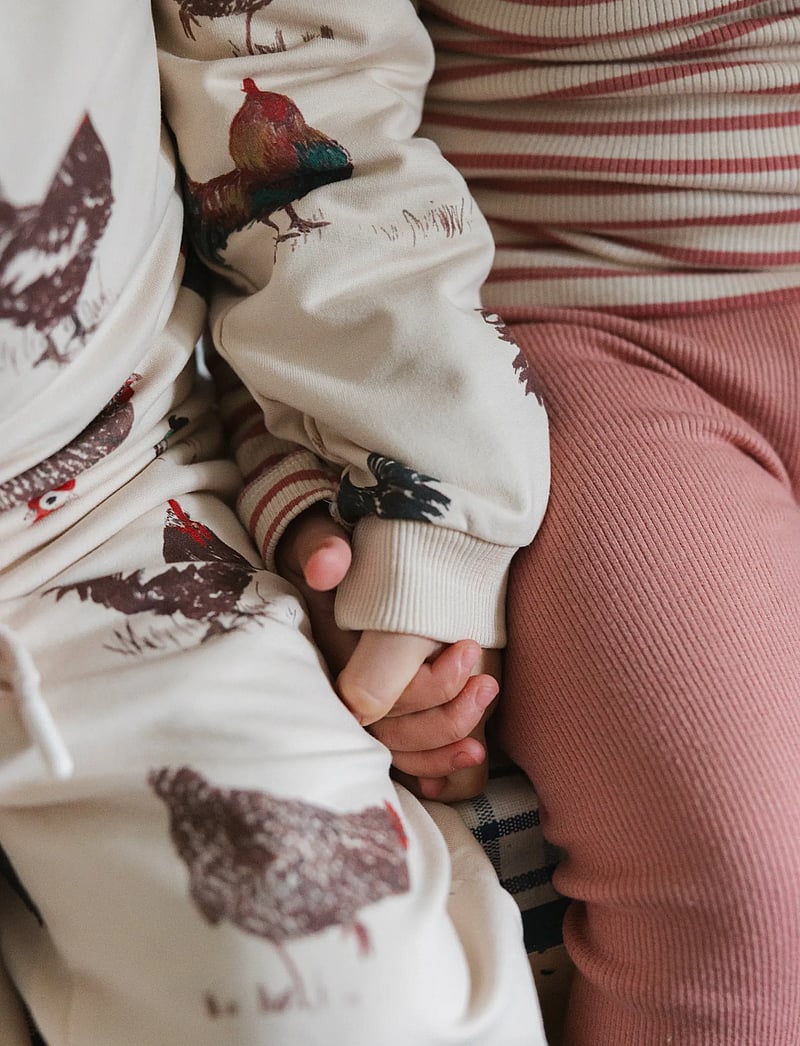 Petit Piao - PPEtro Sweatpants - mjukisbyxor - fog rooster aop - 3