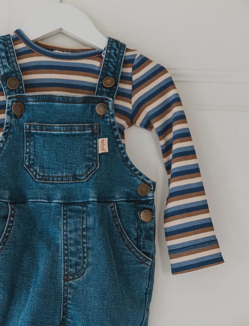 Petit Piao - PPElm Denim Overalls - hängselbyxor - light blue denim - 0