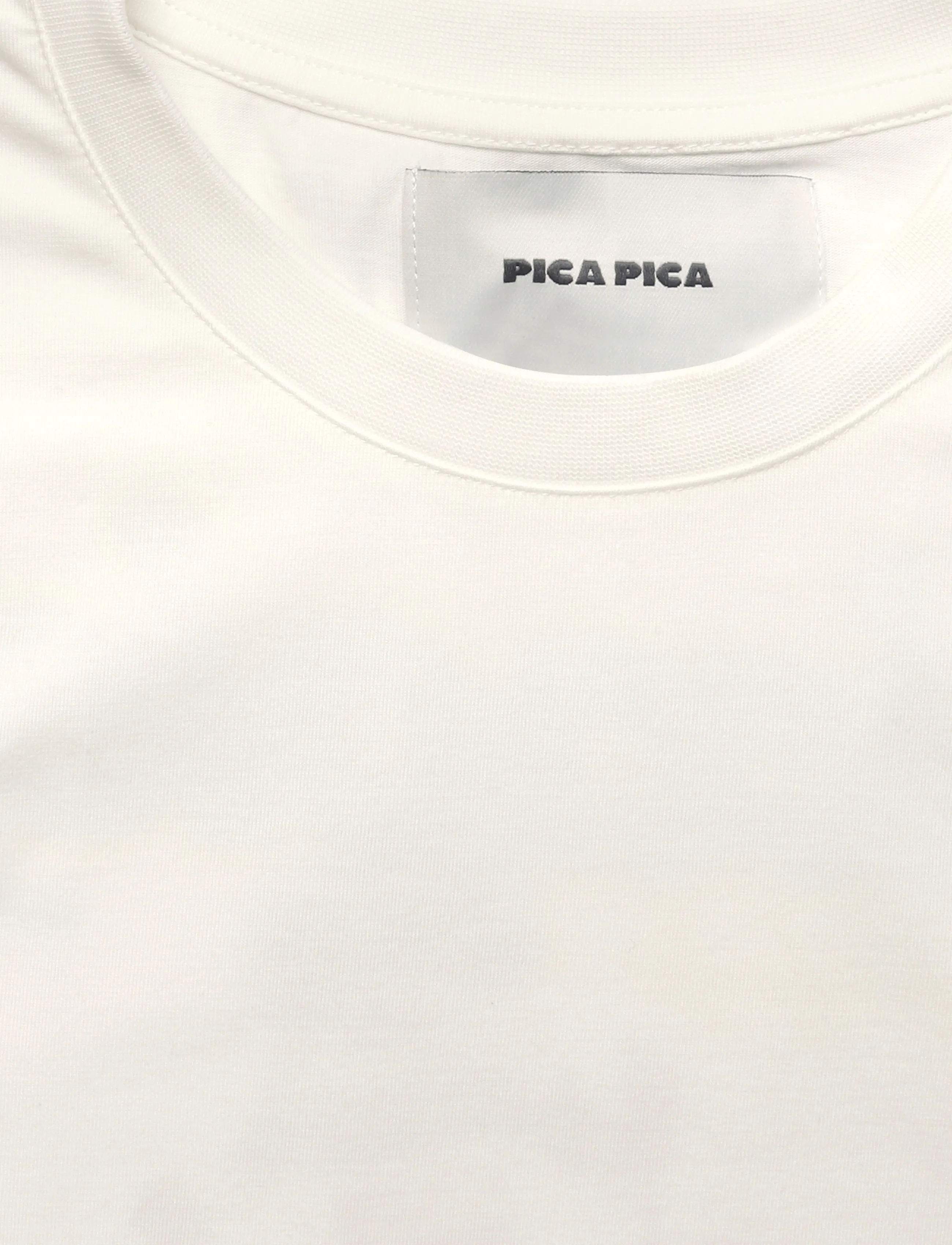 Pica Pica - ALL SLOPES RESERVED - creme white - 2