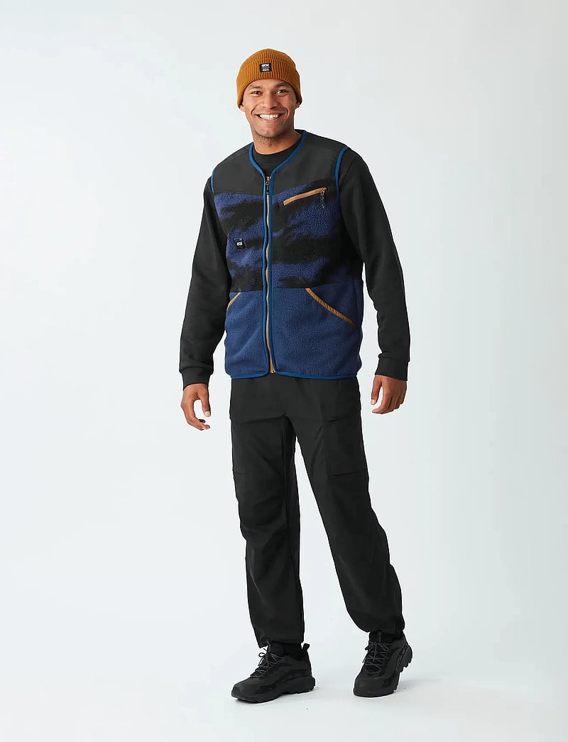 PICTURE ORGANIC CLOTHING - GAMVIK FLEECE VEST - gilets sans manches - a patriot blue retro fusi - 4